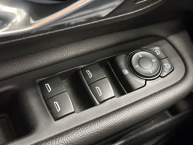 Thumbnail: 2020 GMC Terrain - 19