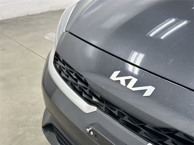 Thumbnail: 2024 Kia Forte - 30