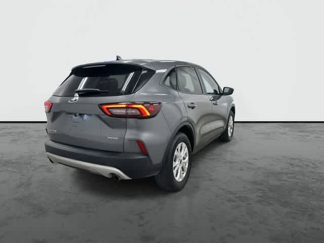 Thumbnail: 2025 Ford Escape - 3