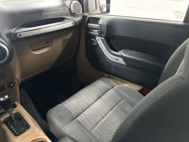 Thumbnail: 2011 Jeep Wrangler - 13