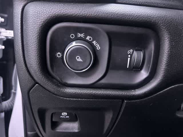 Thumbnail: 2024 RAM 1500 - 19
