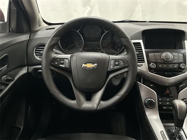 Thumbnail: 2016 Chevrolet Cruze - 15
