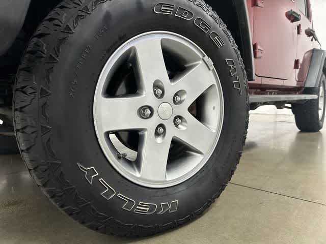 Thumbnail: 2011 Jeep Wrangler - 28