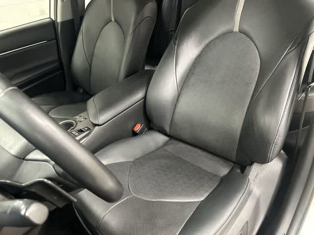 Thumbnail: 2021 Toyota Camry - 10