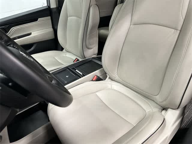 Thumbnail: 2025 Honda Odyssey - 10