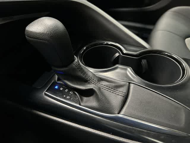 Thumbnail: 2020 Toyota Camry - 23