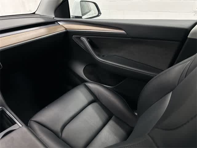 Thumbnail: 2023 Tesla Model Y - 13