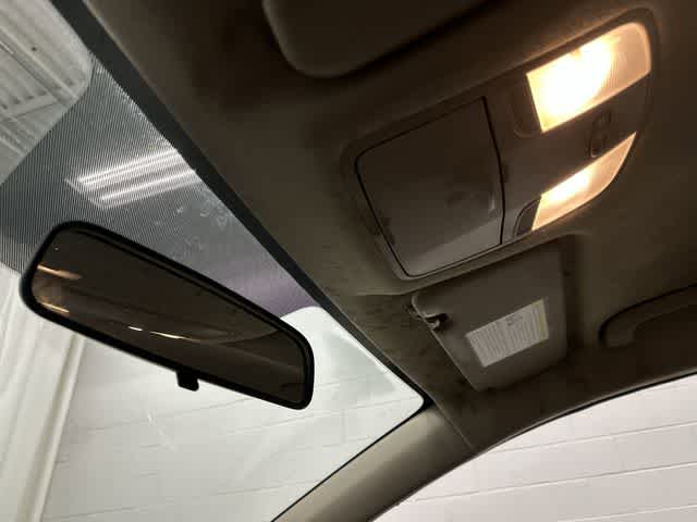 Thumbnail: 2017 Hyundai Elantra - 21