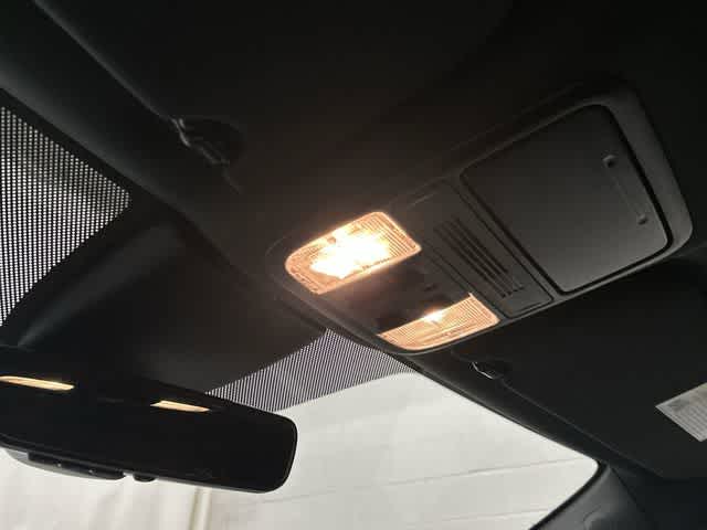 Thumbnail: 2026 Honda Odyssey - 21