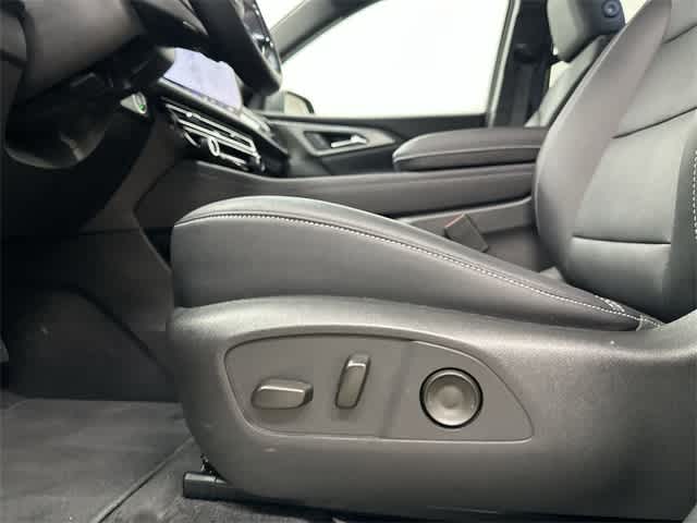 Thumbnail: 2026 Chevrolet Traverse - 27