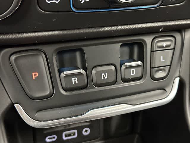 Thumbnail: 2020 GMC Terrain - 23
