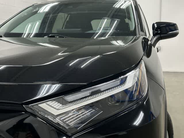 Thumbnail: 2024 Toyota RAV4 - 31