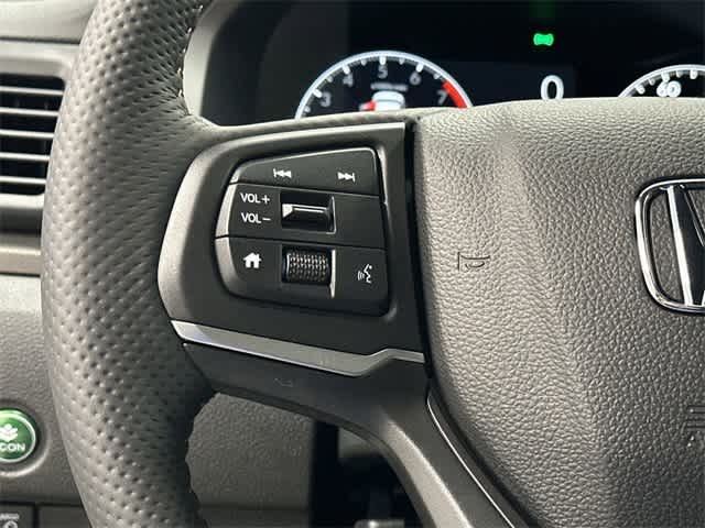 Thumbnail: 2025 Honda Ridgeline - 17