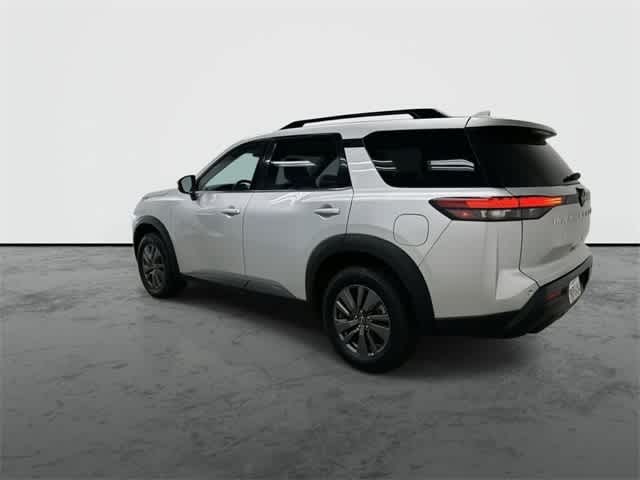 Thumbnail: 2024 Nissan Pathfinder - 9