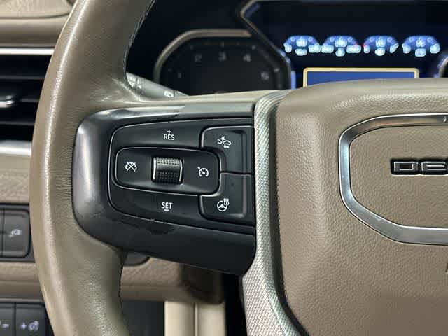 Thumbnail: 2021 GMC Yukon XL - 17