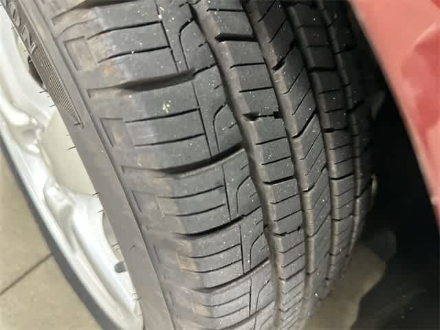 Thumbnail: 2016 Chevrolet Cruze - 29