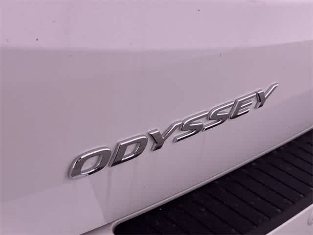 2025 Honda Odyssey Touring 32
