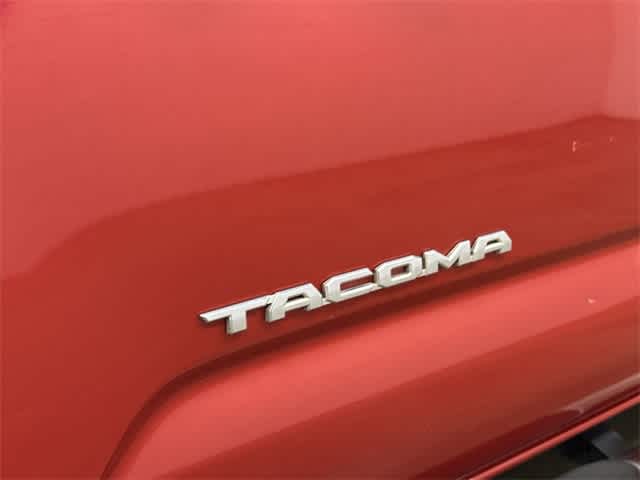 Thumbnail: 2016 Toyota Tacoma - 30
