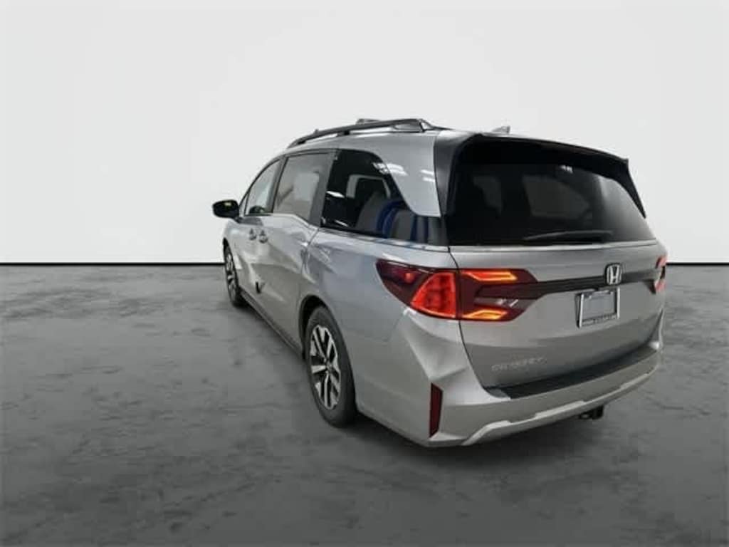 New 2026 Honda Odyssey EX-L Van Passenger