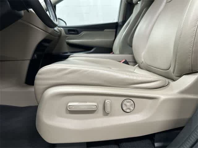 Thumbnail: 2018 Honda Odyssey - 26