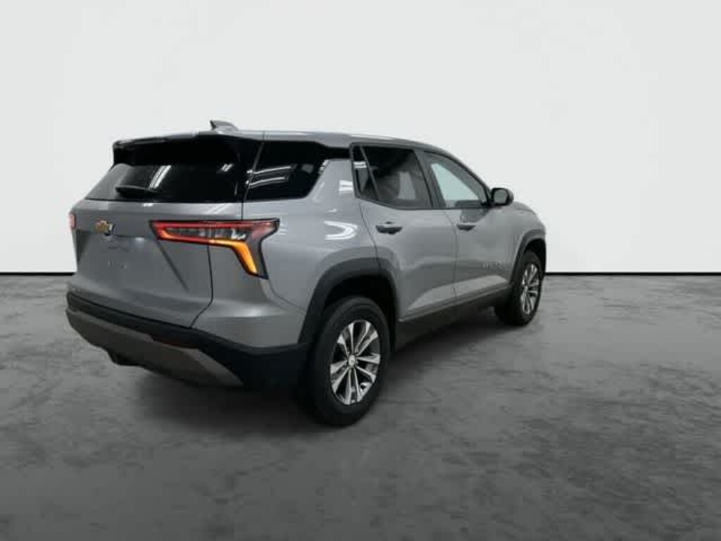 Used 2026 Chevrolet Equinox LT SUV