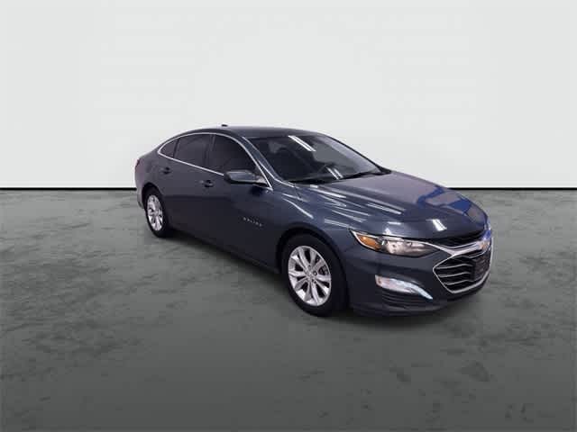Thumbnail: 2020 Chevrolet Malibu - 2
