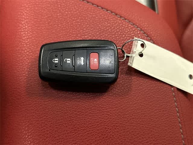 2022 Toyota Camry XSE 32