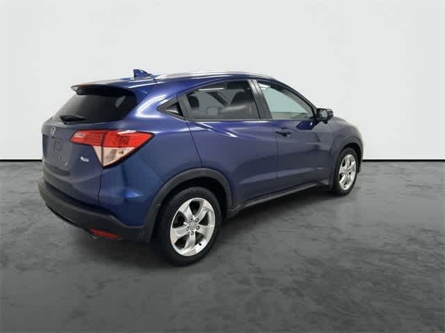 Thumbnail: 2016 Honda HR-V - 4