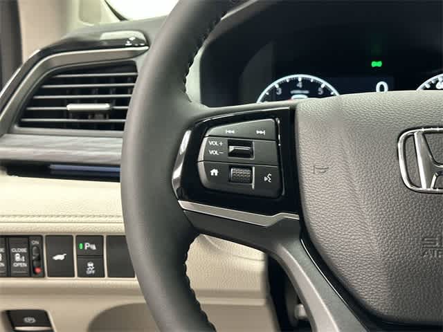 Thumbnail: 2026 Honda Odyssey - 17