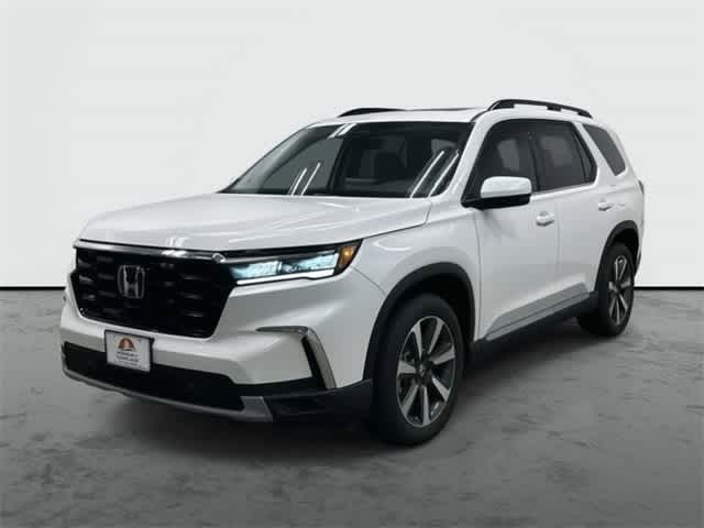 2025 Honda Pilot Touring's photo