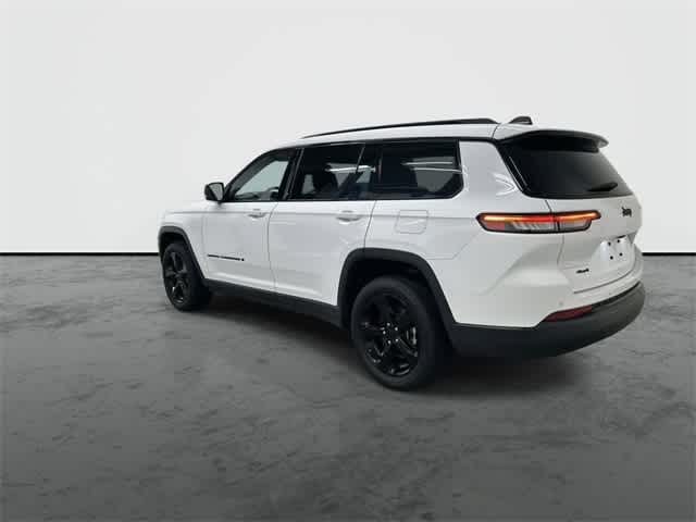 Thumbnail: 2023 Jeep Grand Cherokee - 9
