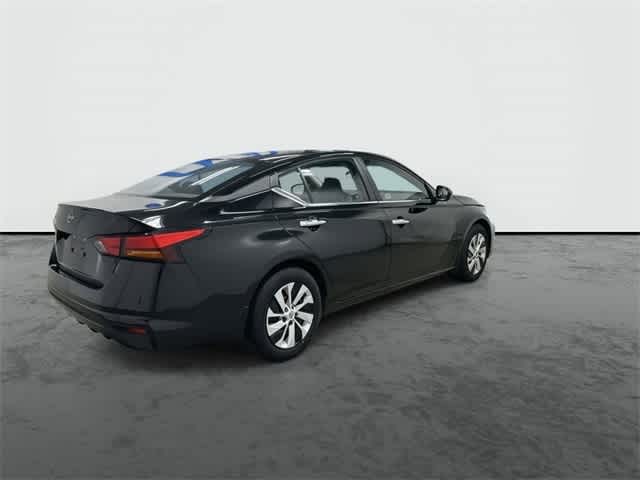 2024 Nissan Altima 2.5 S photo 4