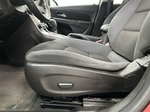 Thumbnail: 2016 Chevrolet Cruze - 26