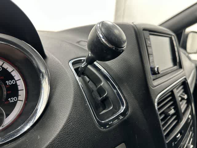 Thumbnail: 2019 Dodge Grand Caravan - 24