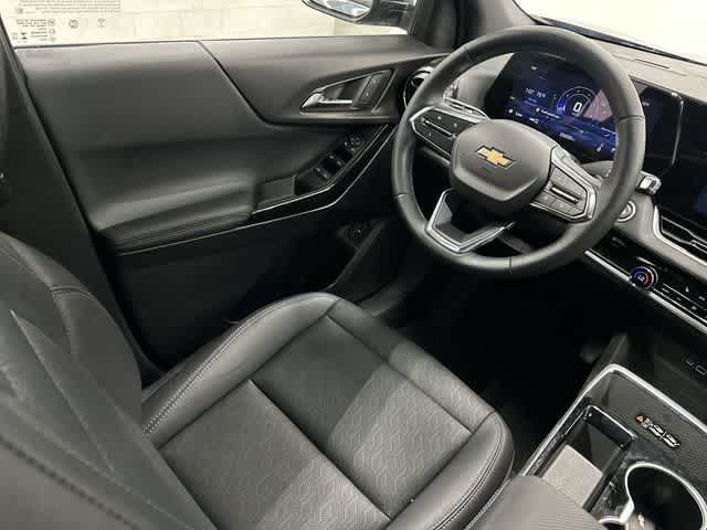 Thumbnail: 2025 Chevrolet Equinox - 12