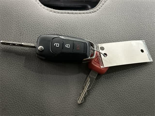 Thumbnail: 2022 Ford F-350 - 31