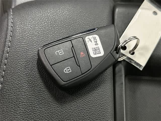 Thumbnail: 2023 Chevrolet Silverado 1500 - 31