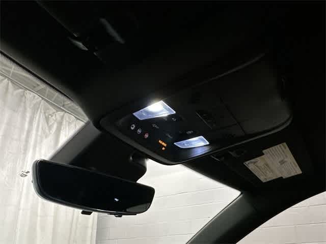 Thumbnail: 2019 Cadillac XT4 - 21