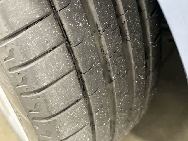 Thumbnail: 2005 Honda S2000 - 26