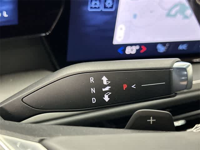 Thumbnail: 2026 Chevrolet Traverse - 25