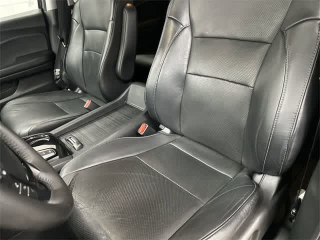 Thumbnail: 2016 Honda Pilot - 10