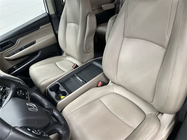 Thumbnail: 2018 Honda Odyssey - 10