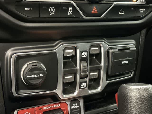 Thumbnail: 2021 Jeep Gladiator - 26