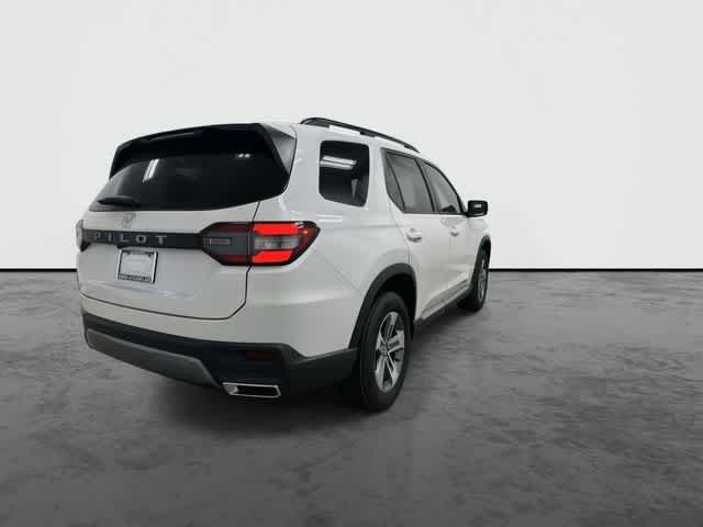 Thumbnail: 2026 Honda Pilot - 3
