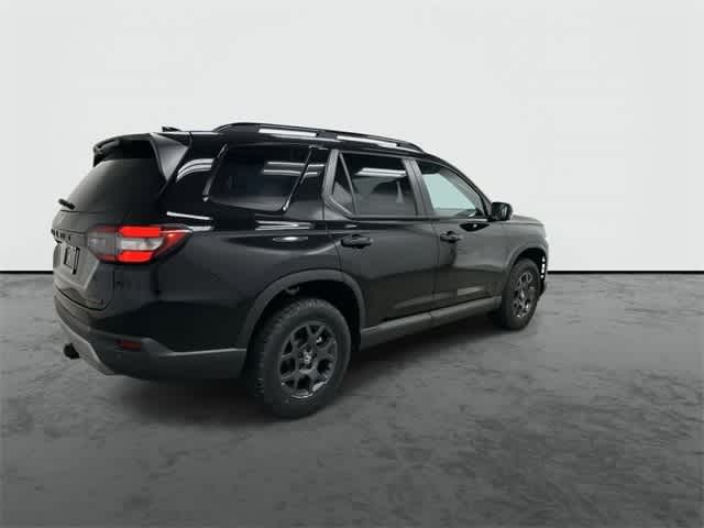 Thumbnail: 2025 Honda Pilot - 4