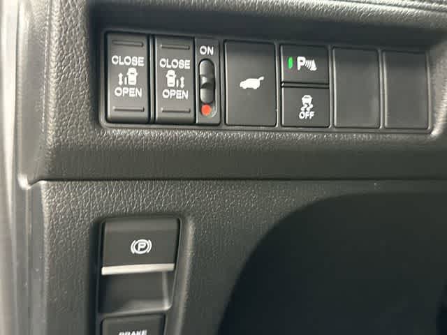 Thumbnail: 2026 Honda Odyssey - 19