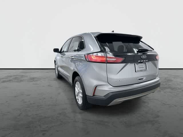 Thumbnail: 2022 Ford Edge - 2