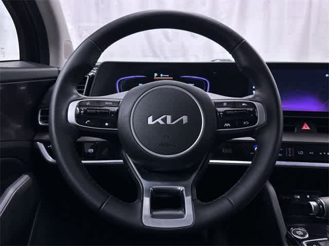 2024 Kia Sportage EX 16