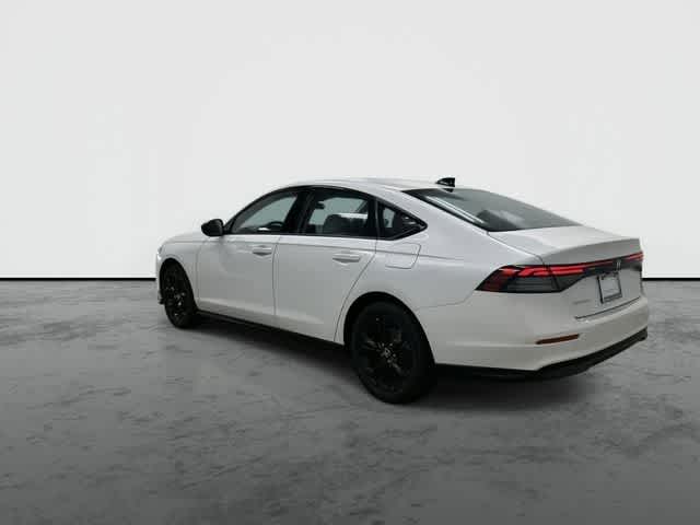 2025 Honda Accord SE - Photo 9
