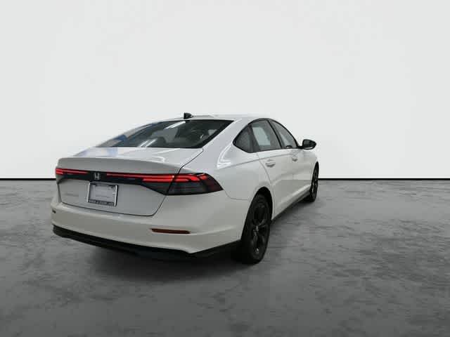 2025 Honda Accord SE - Photo 3